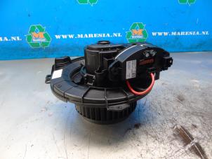 Begagnade Fläktmotor för uppvärmning och ventilation Mercedes Sprinter 3,5t (910.0/910.1/907.1/907.2) 319 CDI 2.0 D RWD Pris € 105,00 Marginaltabell erbjuds av Maresia Auto Recycling B.V.