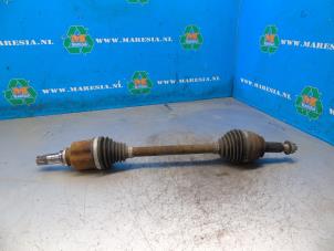 Begagnade Drivaxel, vänster fram Renault Kangoo Express (RFK) 1.5 Blue dCi 95 Pris € 210,00 Marginaltabell erbjuds av Maresia Auto Recycling B.V.