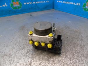 Begagnade ABS-pump Nissan Note (E11) 1.4 16V Pris € 78,75 Marginaltabell erbjuds av Maresia Auto Recycling B.V.