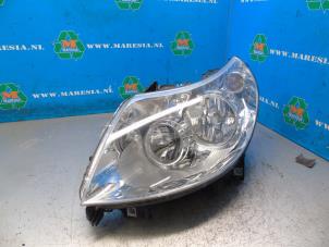 Begagnade Strålkastare, vänster Fiat Ducato (250) 2.0 D 115 Multijet Pris € 131,25 Marginaltabell erbjuds av Maresia Auto Recycling B.V.
