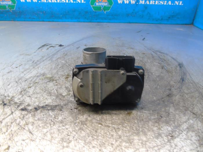 Spjällhus från en Mitsubishi Space Star (A0) 1.0 12V 2021