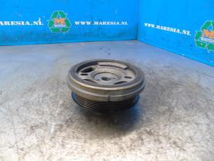 Gebruikte Krukas Poelie Ford Puma 1.0 Ti-VCT EcoBoost mHEV 12V Prijs € 52,50 Margeregeling aangeboden door Maresia Auto Recycling B.V.