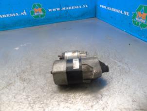 Begagnade Startmotor Renault Clio III (BR/CR) 1.2 16V TCe 100 Pris € 31,50 Marginaltabell erbjuds av Maresia Auto Recycling B.V.