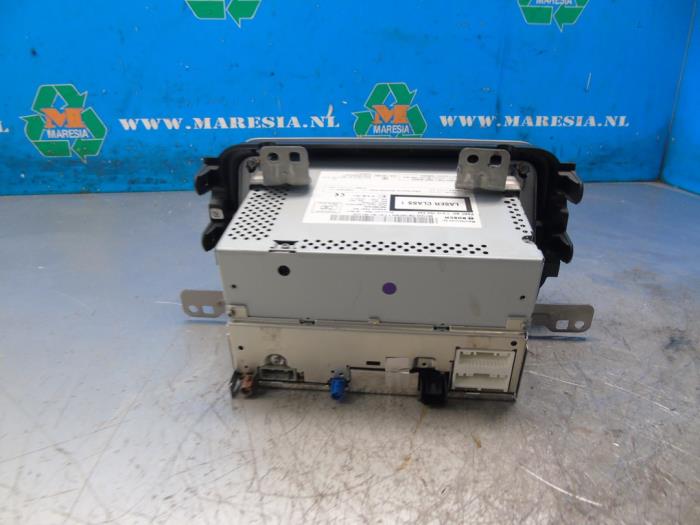 Navigeringssystem från en Nissan Micra (K14) 0.9 IG-T 12V 2018