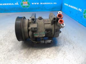 Gebruikte Aircopomp Renault Twingo II (CN) 1.2 16V Prijs € 52,50 Margeregeling aangeboden door Maresia Auto Recycling B.V.