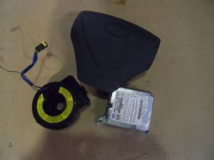 Używane Zestaw + Modul poduszki powietrznej Hyundai Getz 1.5 CRDi 16V Cena € 472,50 Procedura marży oferowane przez Maresia Auto Recycling B.V.