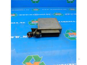 Begagnade Tändningslås + dator Ford Transit 2.5 Di Turbo 100-120S Pris € 210,00 Marginaltabell erbjuds av Maresia Auto Recycling B.V.