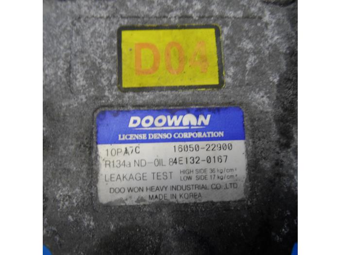 Luftkonditioneringspump från en Kia Cerato 2.0 CRDi 16V 2004