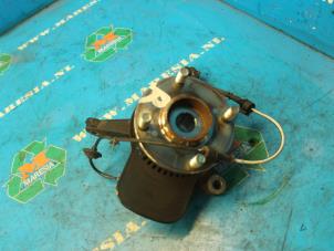 Gebruikte Fusee rechts-voor Suzuki Celerio (LF) 1.0 12V Dualjet Prijs € 78,75 Margeregeling aangeboden door Maresia Auto Recycling B.V.