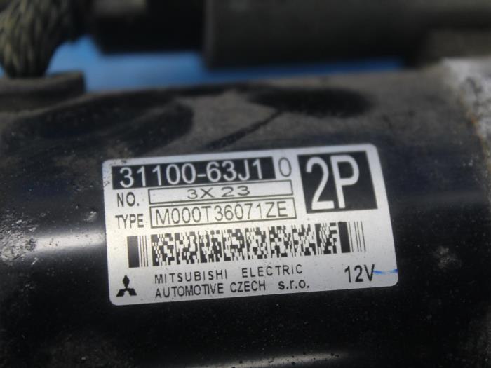Startmotor från en Suzuki SX4 (EY/GY) 1.6 16V 4x4 2014
