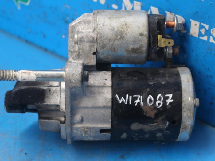 Startmotor från en Suzuki SX4 (EY/GY) 1.6 16V 4x4 2014