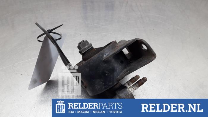 Motorfäste från en Toyota Carina E (T19) 1.6 GLi 16V 1994