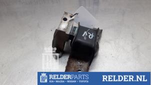 Używane Wspornik silnika Nissan Note (E11) 1.4 16V Cena € 32,00 Procedura marży oferowane przez Relder Parts B.V.