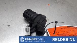 Gebruikte Ruitensproeierpomp voor Mazda CX-5 I (KE,GH) 2.2 SkyActiv-D 16V 2WD Prijs € 41,00 Margeregeling aangeboden door Relder Parts B.V.