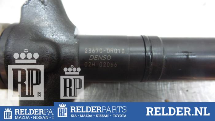 Insprutare (diesel) från en Toyota Avensis (T25/B1D) 2.2 D-4D 16V 2008