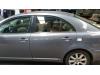 Toyota Avensis (T25/B1D) 1.8 16V VVT-i Deur 4Deurs links-achter