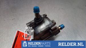 Begagnade Vakuumpump (diesel) Toyota RAV4 (A2) 2.0 D-4D 16V 4x4 Pris € 50,00 Marginaltabell erbjuds av Relder Parts B.V.