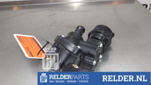 Gebruikte Waterpomp Nissan Qashqai (J11) 1.3 DIG-T 160 16V Prijs € 35,00 Margeregeling aangeboden door Relder Parts B.V.