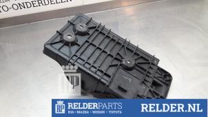 Gebruikte Accubak Mazda CX-5 I (KE,GH) 2.2 Skyactiv D 175 16V 4WD Prijs € 25,00 Margeregeling aangeboden door Relder Parts B.V.