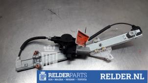 Gebruikte Ruitmechaniek 4Deurs rechts-voor Mazda CX-5 I (KE,GH) 2.2 Skyactiv D 175 16V 4WD Prijs € 35,00 Margeregeling aangeboden door Relder Parts B.V.