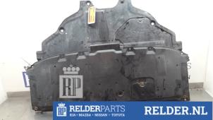 Gebruikte Motor Beschermplaat Mazda CX-5 I (KE,GH) 2.2 Skyactiv D 175 16V 4WD Prijs € 75,00 Margeregeling aangeboden door Relder Parts B.V.