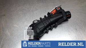 Gebruikte Intercooler Buis Mazda CX-5 I (KE,GH) 2.2 Skyactiv D 175 16V 4WD Prijs € 50,00 Margeregeling aangeboden door Relder Parts B.V.