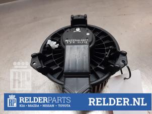 Begagnade Fläktmotor för uppvärmning och ventilation Toyota Yaris II (P9) 1.3 16V VVT-i Pris € 35,00 Marginaltabell erbjuds av Relder Parts B.V.