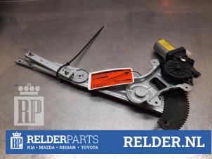 Gebruikte Raammechaniek 4Deurs links-voor Nissan Note (E12) 1.2 68 Prijs € 35,00 Margeregeling aangeboden door Relder Parts B.V.