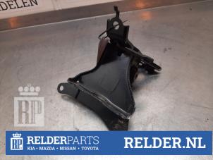 Begagnade Motorfäste Toyota Yaris III (P13) 1.5 16V Dual VVT-iE Pris € 35,00 Marginaltabell erbjuds av Relder Parts B.V.
