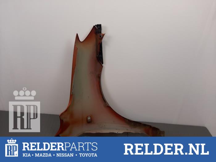 Framskärm, vänster från en Mazda 2 (NB/NC/ND/NE) 1.4 16V 2004