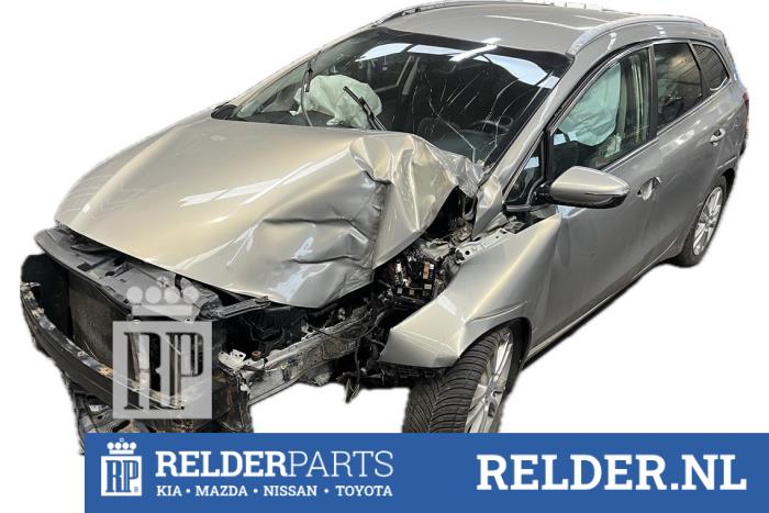 Startmotor från en Kia Cee'd Sportswagon (JDC5) 1.6 CRDi 16V VGT 2015