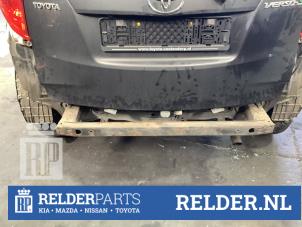 Gebruikte Bumperframe achter Toyota Verso S 1.33 16V Dual VVT-I Prijs € 60,00 Margeregeling aangeboden door Relder Parts B.V.
