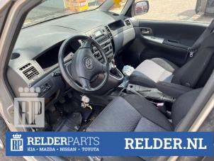 Begagnade Växelvajer, växellåda Toyota Corolla Verso (E12) 2.0 D-4D 16V 90 Pris € 50,00 Marginaltabell erbjuds av Relder Parts B.V.