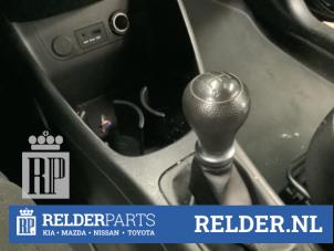 Begagnade Växelspaksknopp Kia Picanto (TA) 1.2 16V Pris € 30,00 Marginaltabell erbjuds av Relder Parts B.V.