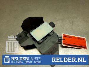 Begagnade Radarsensor Kia Sportage (NQ5E) 1.6 T-GDi Hybrid 16V Pris € 50,00 Marginaltabell erbjuds av Relder Parts B.V.
