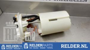 Gebruikte Tankvlotter Toyota Avensis Wagon (T25/B1E) 2.2 D-4D 16V D-CAT Prijs € 45,00 Margeregeling aangeboden door Relder Parts B.V.