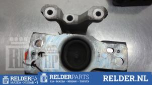 Używane Wspornik silnika Nissan Micra (K12) 1.4 16V Cena € 27,00 Procedura marży oferowane przez Relder Parts B.V.
