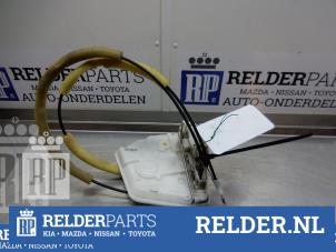 Gebruikte Deurslot Mechaniek 2Deurs links Mazda 2 (DE) 1.4 CDVi 16V Prijs € 36,00 Margeregeling aangeboden door Relder Parts B.V.