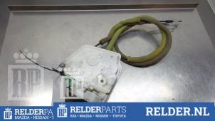 Gebruikte Deurslot Mechaniek 2Deurs links Mazda 2 (DE) 1.5 16V S-VT Prijs € 36,00 Margeregeling aangeboden door Relder Parts B.V.