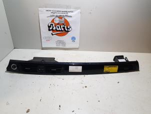 Gebruikte Dashboard deel BMW 3-Serie Prijs € 30,00 Margeregeling aangeboden door Baris Schiedam