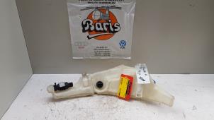 Begagnade Spolartank, vindruta Audi TT (8J3) 2.0 TFSI 16V Pris € 15,00 Marginaltabell erbjuds av Baris Schiedam