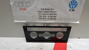 Gebruikte Afdekplaat diversen Volkswagen Golf VII (AUA) 1.4 TSI 16V Prijs € 10,00 Margeregeling aangeboden door Baris Schiedam