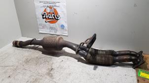 Begagnade Främre avgasrör + katalysator Volkswagen Golf Plus (5M1/1KP) 1.6 Pris € 250,00 Marginaltabell erbjuds av Baris Schiedam