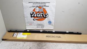 Gebruikte Raamlikker Mazda CX-5 II (KF) 2.5 e-SkyActiv G 194 16V 2WD Prijs € 20,00 Margeregeling aangeboden door Baris Schiedam