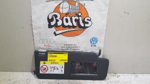 Gebruikte Zonneklep Seat Arona (KJX) 1.0 TSI 12V Prijs € 30,00 Margeregeling aangeboden door Baris Schiedam