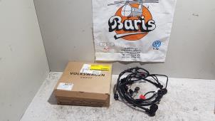 Gebruikte PDC kabelboom Volkswagen Golf VIII (CD1) 1.0 eTSI 12V Prijs € 60,00 Margeregeling aangeboden door Baris Schiedam