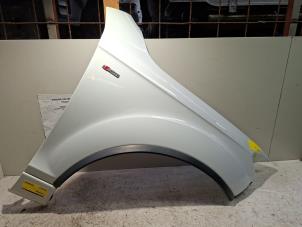 Gebruikte Spatbord rechts-voor Audi Q7 (4LB) 3.0 TDI V6 24V Ad Blue Prijs € 175,00 Margeregeling aangeboden door Baris Schiedam