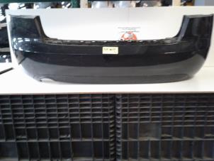 Begagnade Bakre stötfångare Audi A4 Pris € 40,00 Marginaltabell erbjuds av Baris Schiedam