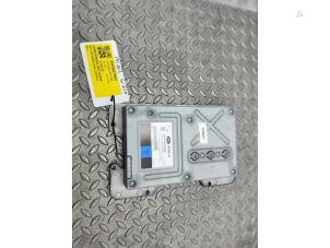 Używane Wzmacniacz radiowy Jaguar E-Pace 2.0 D 150 16V AWD Cena na żądanie oferowane przez Rhenoy Onderdelen b.v.