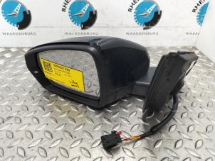 Begagnade Skärmspegel, vänster Volkswagen Polo VI (AW1) 1.0 TGI 12V Pris på förfrågan erbjuds av Rhenoy Onderdelen b.v.